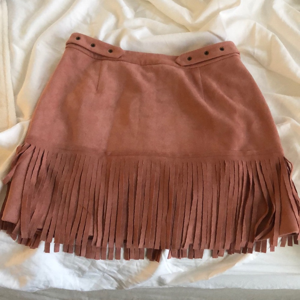KITTENISH FRINGE SKIRT